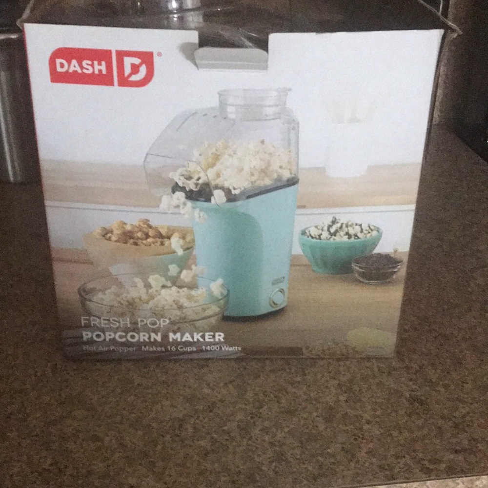Fresh popcorn maker